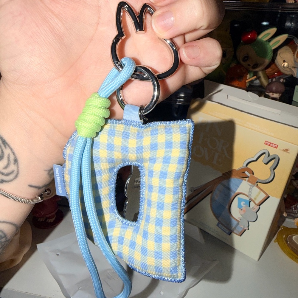 Pop Mart The Monsters – Pin for Love series Letter D pendant. - Picture 6 of 7